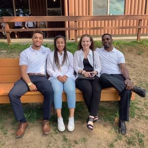 Meet your Posher, Eli